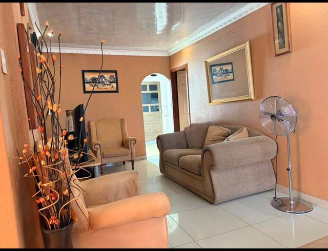 3 BEDROOM HOUSE FOR SALE IN SOSHANGUVE WW
